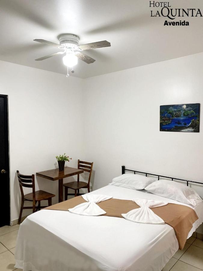 Hotel Quinta Avenida San José Esterno foto